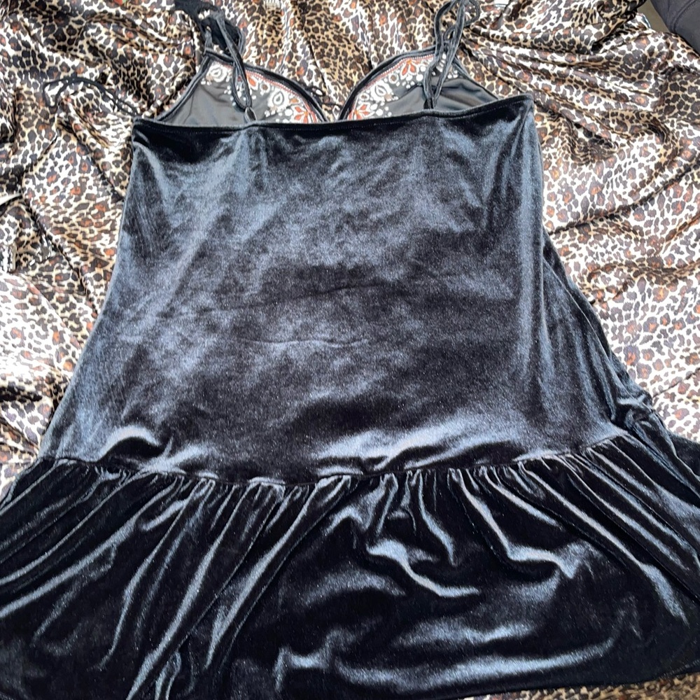 Aeropostale Crushed Velvet Black Dress - Picture 8 of 12